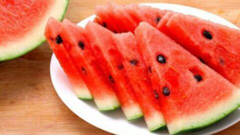 给大家吃瓜了视频,揭秘“给大家吃瓜了”视频背后的热点事件